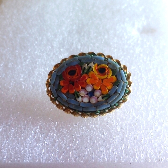 MICRO MOSAIC PIN FLWERS 1.25" LONG X 1" WIDE - Picture 3 of 4